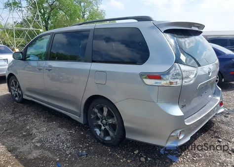 2011 Toyota Sienna Se from USA, damaged, VIN 5TDXK3DC4BS152605
